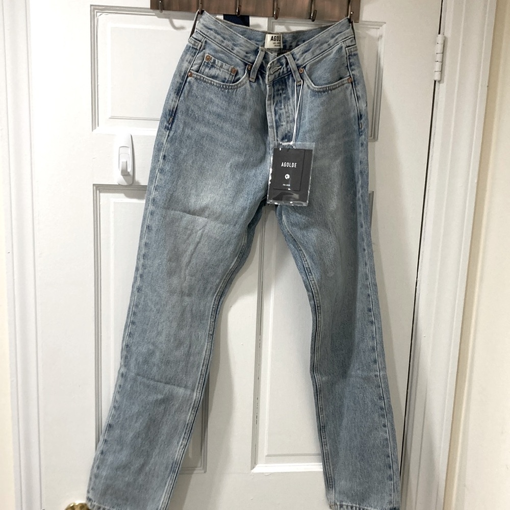 Agolde 90s pinch straight leg jeans, NWOT. Button fly, organic denim. Sz27